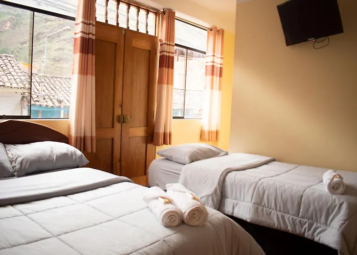 Everest Hotel